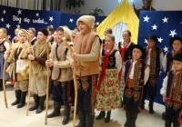 Tradycja łączy pokolenia - Szkoła Podstawowa w Męcinie - zdjęcie główne