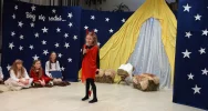 Tradycja łączy pokolenia - Szkoła Podstawowa w Męcinie - zdjęcie 2
