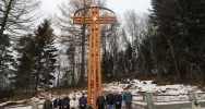 Odnowiono unikatowy krzyż pomnikowy na cmentarzu wojennym (ZDJĘCIA) - zdjęcie 5