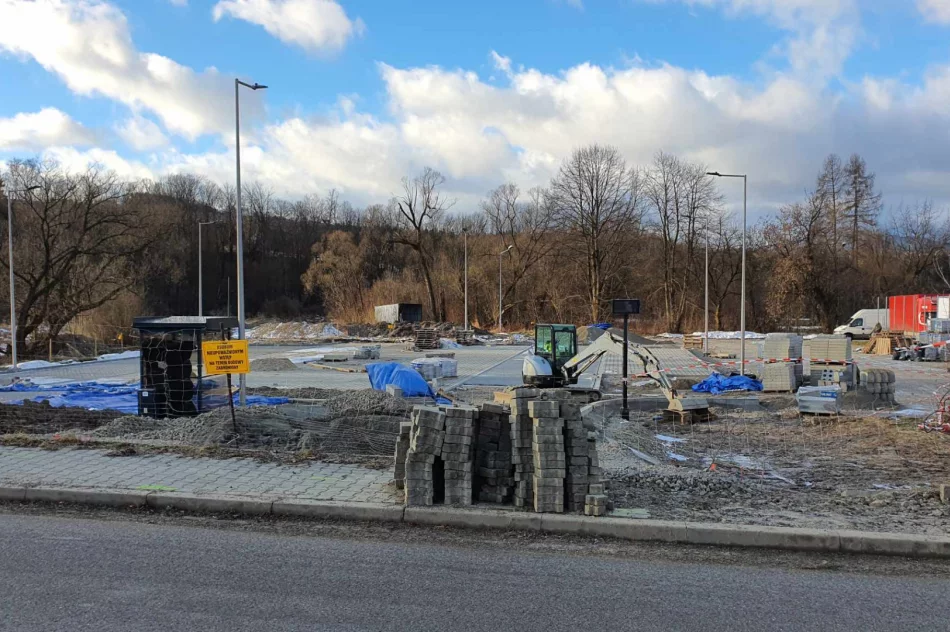Nowe parkingi “parkuj i jedź' - prace trwają - zdjęcie 7