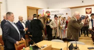 Kolędowanie w Limanowej - Starowiejski HYR na ulicach miasta - zdjęcie 3