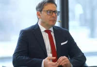 Ile zarabiano w mediach publicznych? "Zapnijcie pasy". Michał Adamczyk od kwietnia do grudnia...  1,5 mln zł  - zdjęcie główne