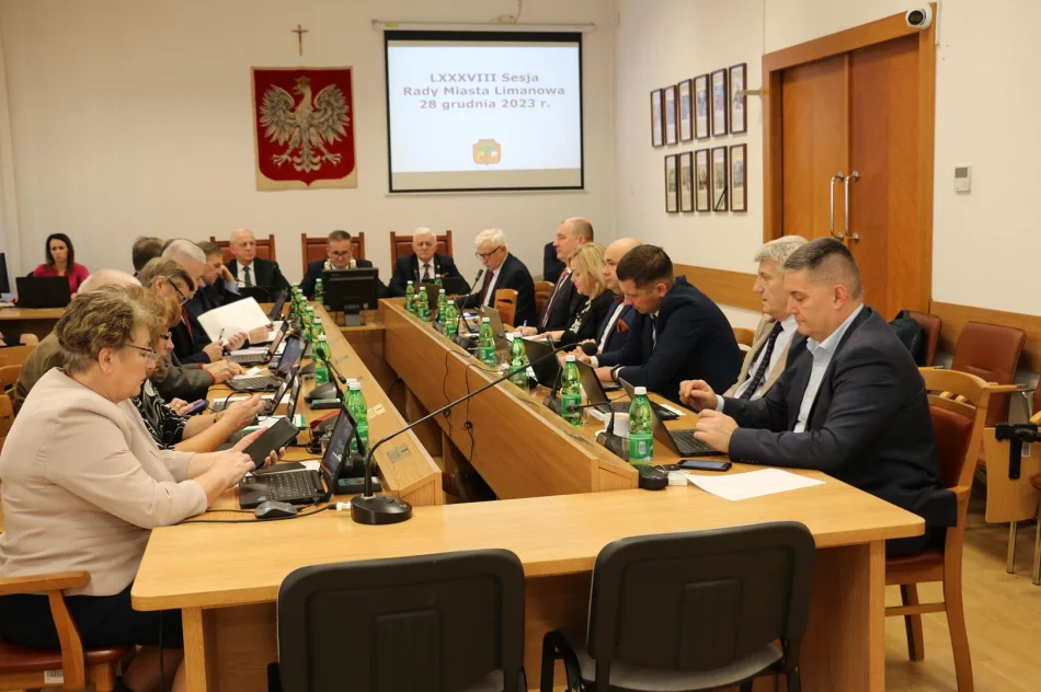 Rekordowy budżet miasta przyjęty jednogłośnie. 52 mln zł na inwestycje - zdjęcie 6