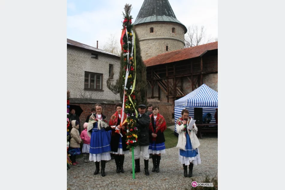 Śnieżny konkurs palm w Bieczu - zdjęcie 4