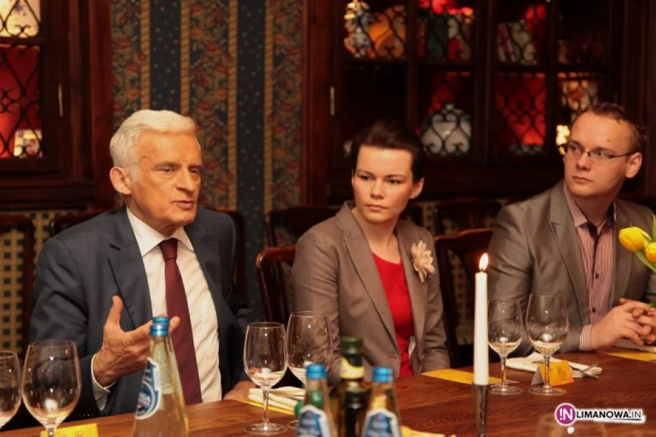 Odebrała gratulacje od Prof. Buzka - zdjęcie 2