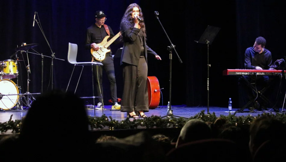 Koncert kolęd w Limanowskim Domu Kultury (ZDJĘCIA) - zdjęcie 1