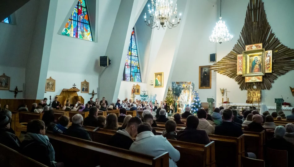 Kolędowy koncert na rzecz nowej „Przystani” (ZDJĘCIA) - zdjęcie 1
