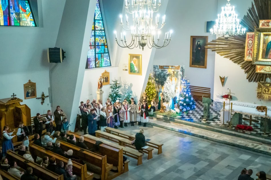 Kolędowy koncert na rzecz nowej „Przystani” (ZDJĘCIA) - zdjęcie 9