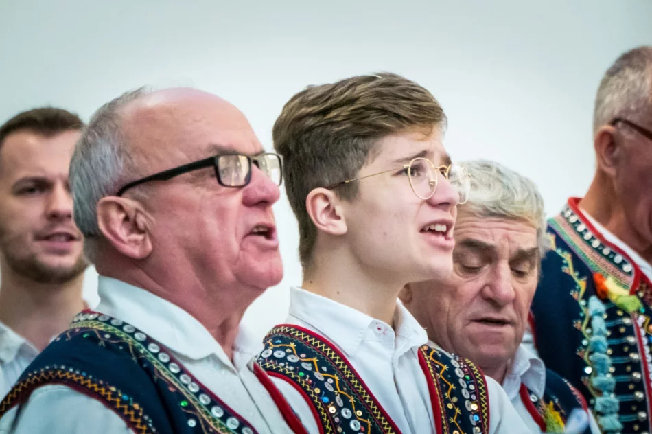 Kolędowy koncert na rzecz nowej „Przystani” (ZDJĘCIA) - zdjęcie 14