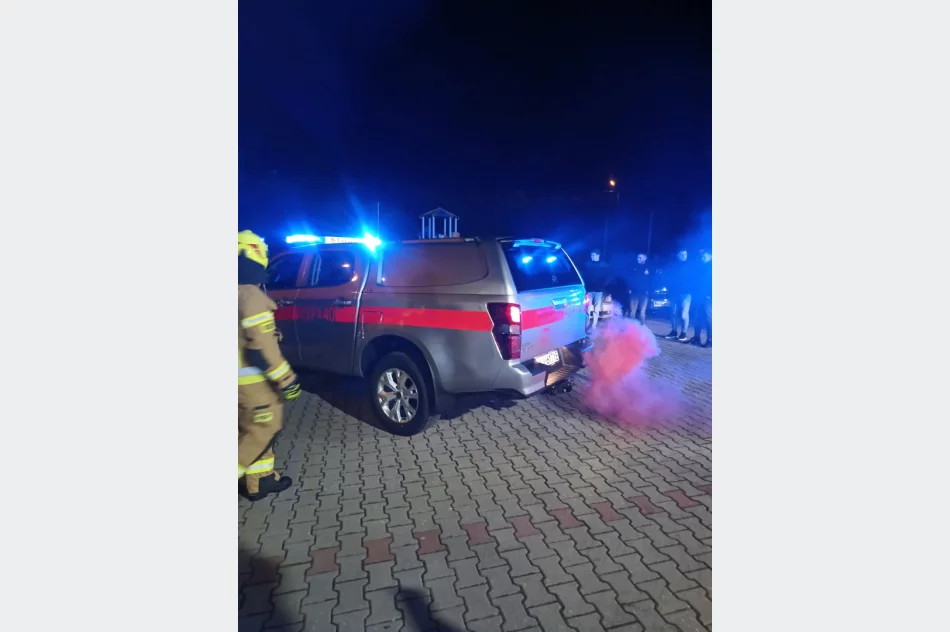 OSP z nowym pojazdem rozpoznawczo-ratowniczym - zdjęcie 4