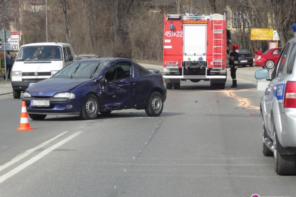 Wypadek motocyklisty. Korki w mieście - zdjęcie 3