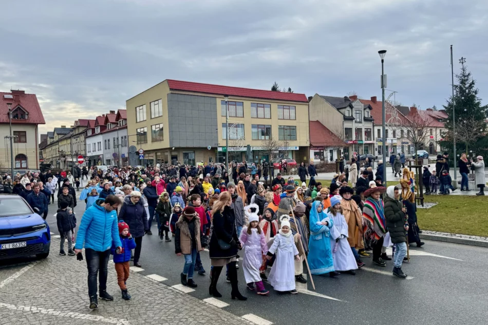 Orszak Trzech Króli w Limanowej (wideo) - zdjęcie 12