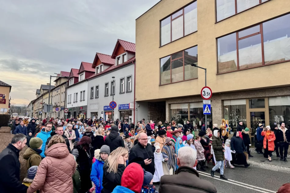 Orszak Trzech Króli w Limanowej (wideo) - zdjęcie 13