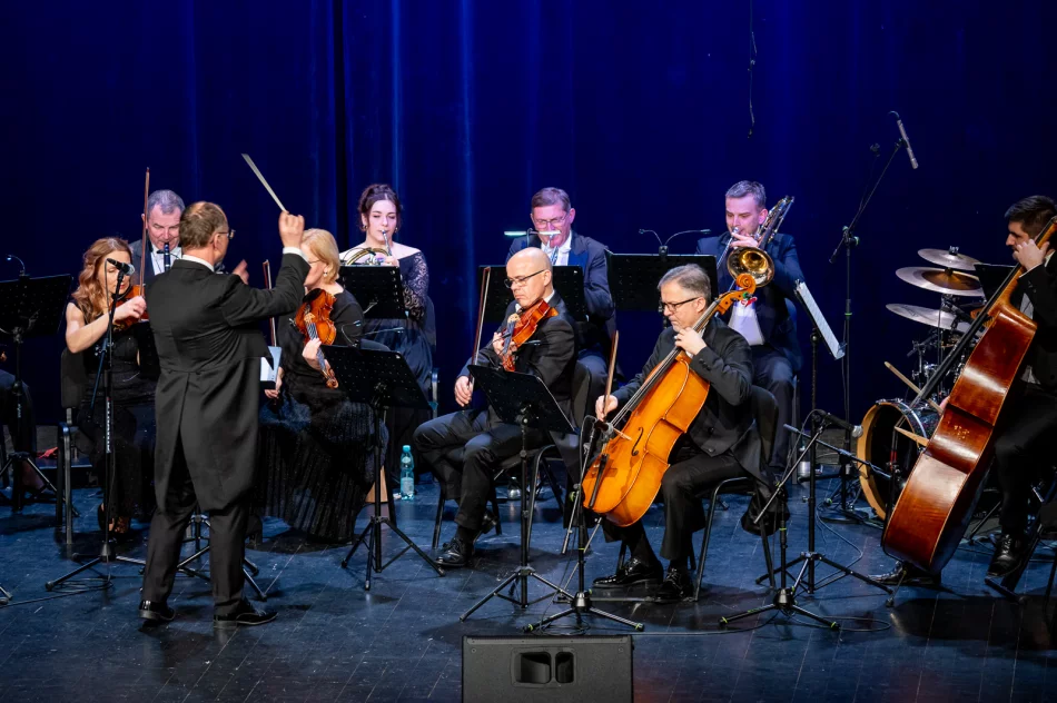 Koncert Noworoczny 2024 w LDK w Limanowej - zdjęcie 9