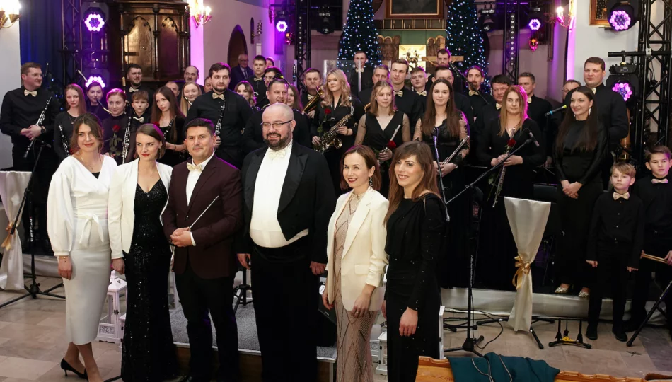 ​Koncert kolęd i pastorałek "Hej Kolęda” - śpiewom i brawom nie było końca - zdjęcie 1