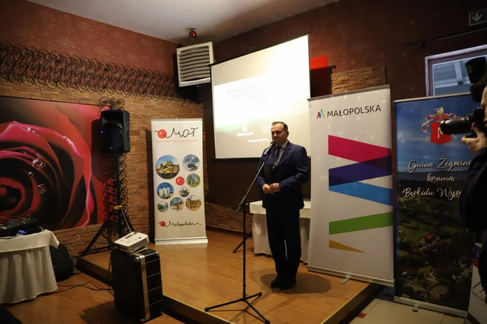 WIEŻA NA KAMIONNEJ gotowa na przyjęcie turystów - zdjęcie 8