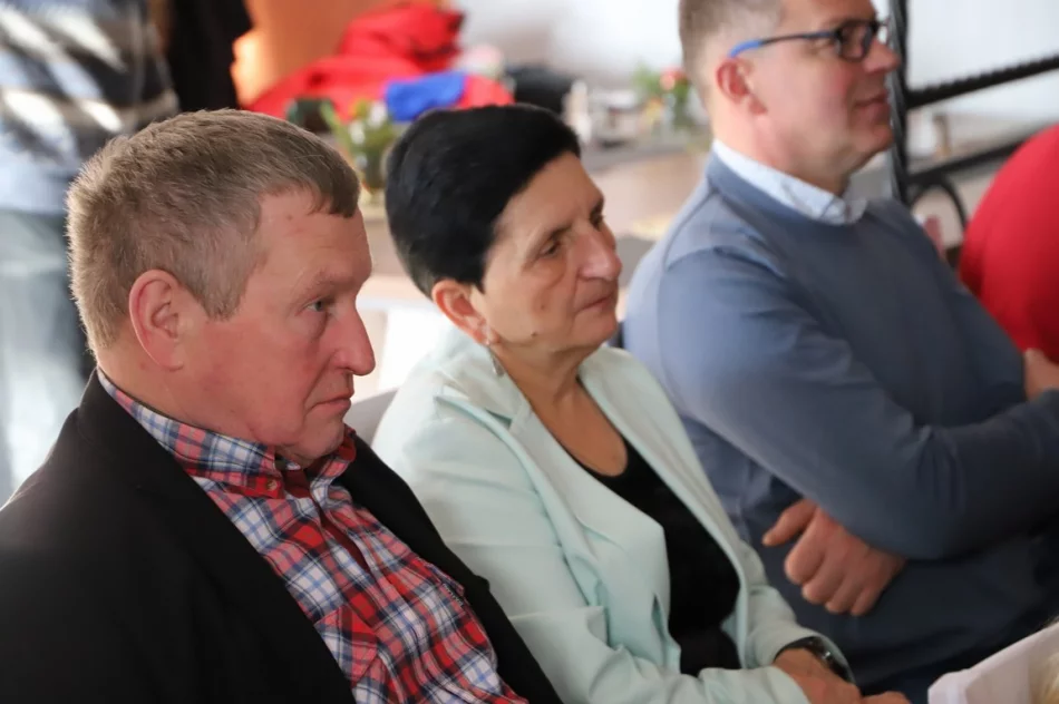 WIEŻA NA KAMIONNEJ gotowa na przyjęcie turystów - zdjęcie 9