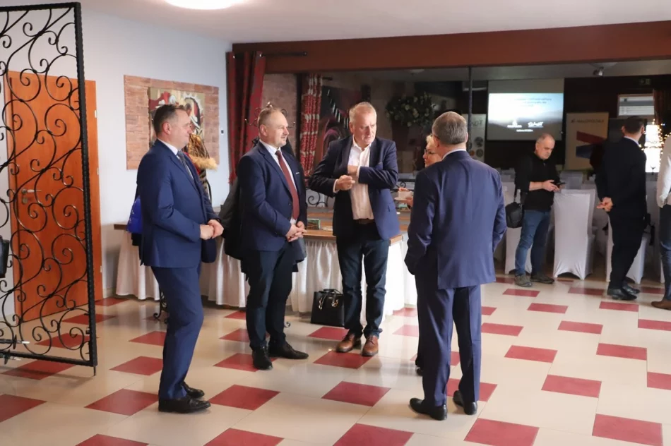 WIEŻA NA KAMIONNEJ gotowa na przyjęcie turystów - zdjęcie 10