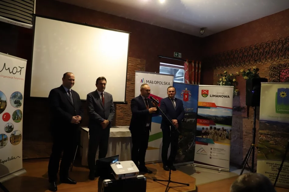 WIEŻA NA KAMIONNEJ gotowa na przyjęcie turystów - zdjęcie 19