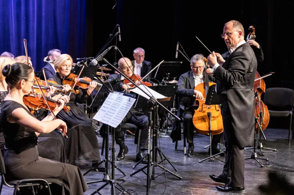 Wyjątkowe muzyczne wydarzenie za nami – w Limanowskim Domu Kultury odbył się Koncert Noworoczny - zdjęcie 6