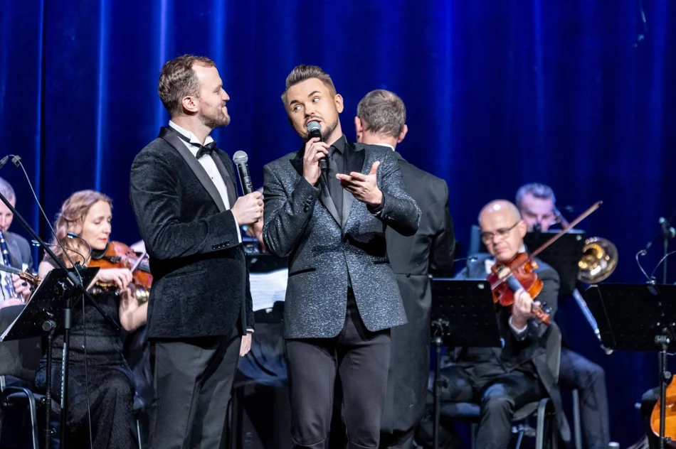 Wyjątkowe muzyczne wydarzenie za nami – w Limanowskim Domu Kultury odbył się Koncert Noworoczny - zdjęcie 8