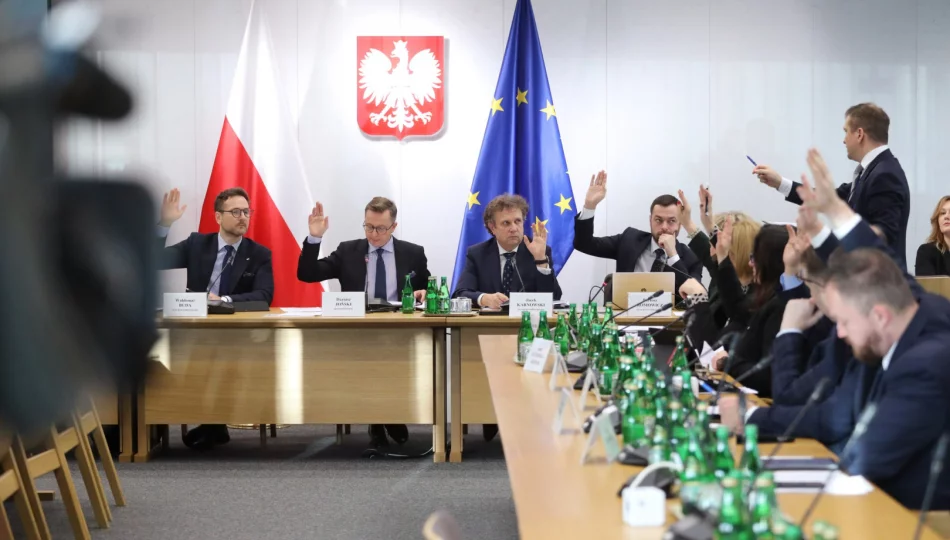 Komisja śledcza na żywo. Przesłuchanie Jarosława Gowina - zdjęcie 1