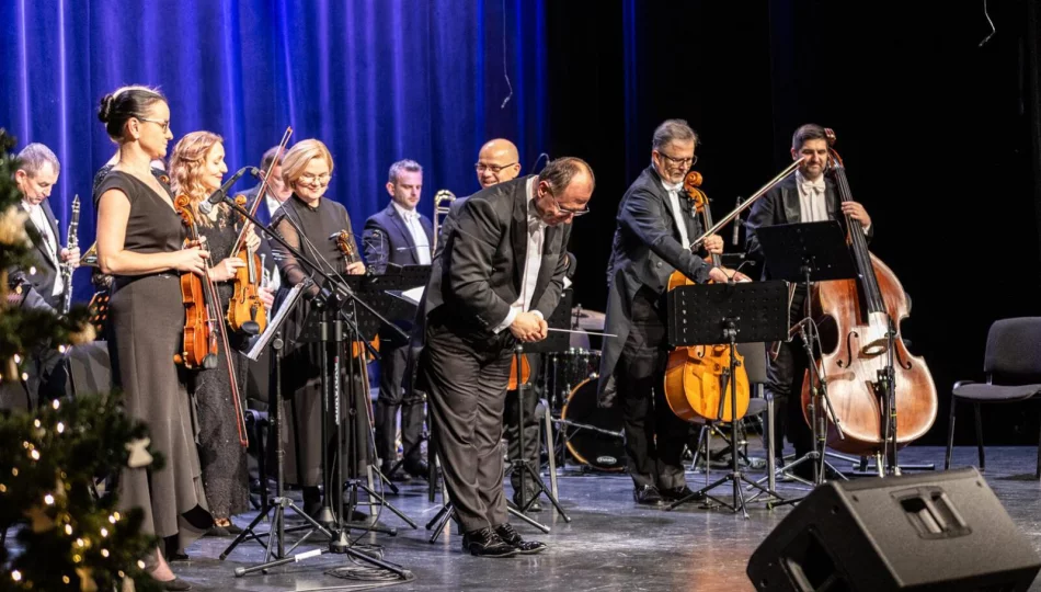 Koncert „Z arią i piosenką przez świat” okazją do podsumowania kadencji - zdjęcie 1