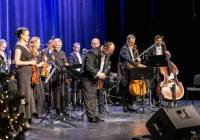 Koncert „Z arią i piosenką przez świat” okazją do podsumowania kadencji - zdjęcie główne