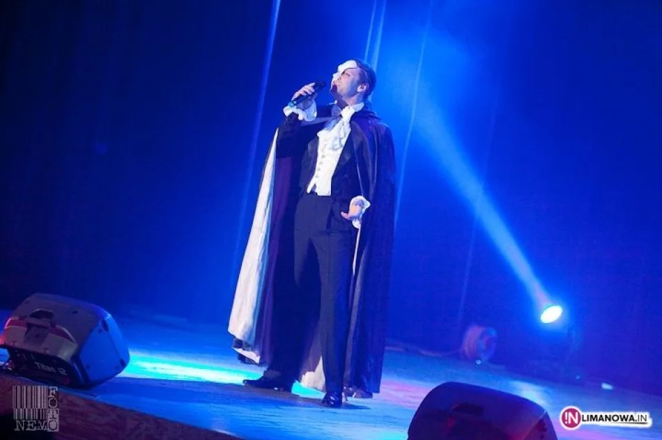 Sala pełna publiczności - zdjęcie 4