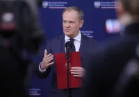 Premier: rząd zaproponuje 1-miesięczną przerwę w opłacaniu składek na ZUS przez samozatrudnionych - zdjęcie główne