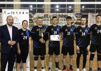 Sportowa rywalizacja, promocja siatkówki i wsparcie dla młodzieży Uranu - zdjęcie główne