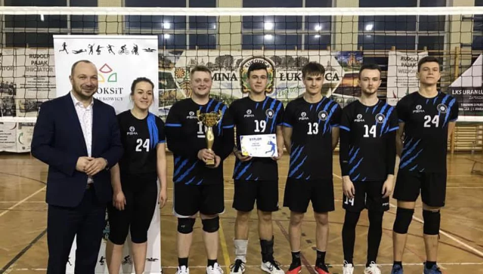 Sportowa rywalizacja, promocja siatkówki i wsparcie dla młodzieży Uranu - zdjęcie 1