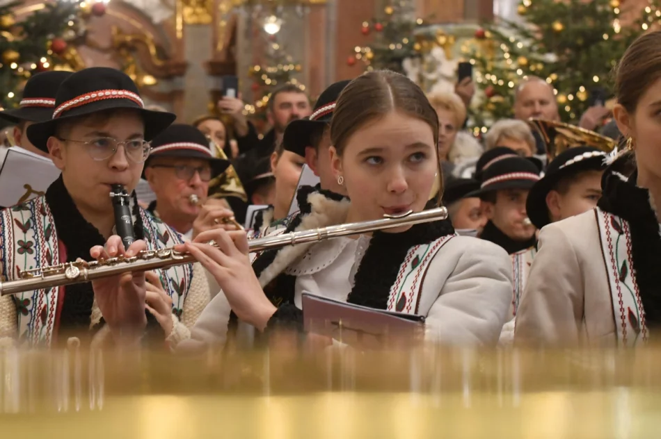 Kolędnicy z Limanowszczyzny na Jasnej Górze - zdjęcie 5
