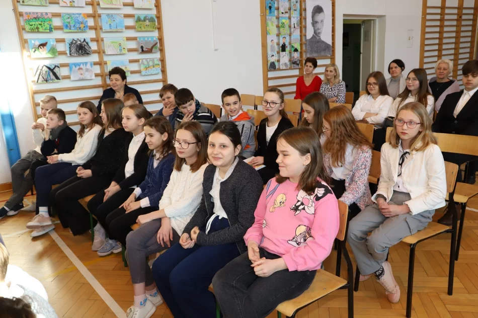 60. rocznica śmierci patrona i święto szkoły (ZDJĘCIA) - zdjęcie 12