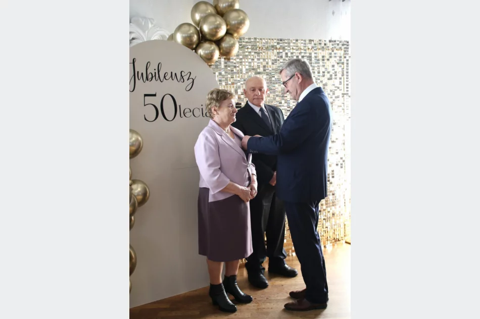 Złote Gody: jubileusz 23 par małżeńskich (ZDJĘCIA) - zdjęcie 18