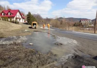 Łuk pełen kolizji - zdjęcie główne