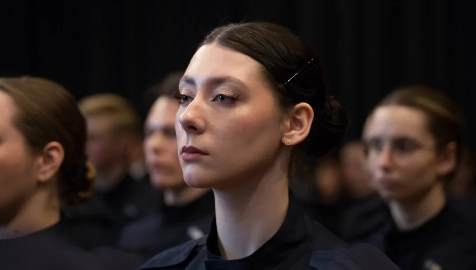 Ślubowanie nowych policjantów. Trzech trafi do Limanowej - zdjęcie 1