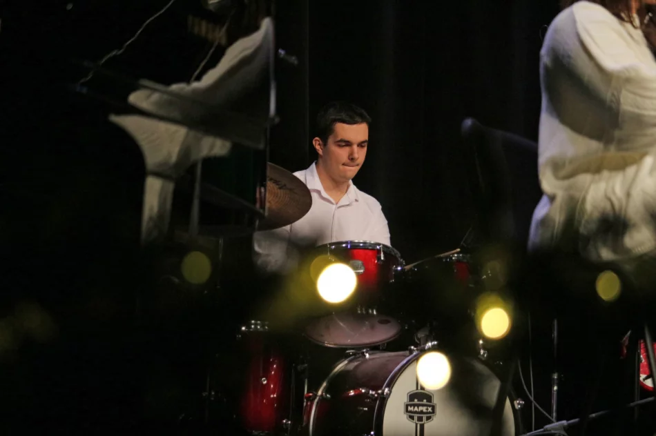 Świąteczny koncert orkiestry kameralnej z Ewą Novel (ZDJĘCIA) - zdjęcie 20