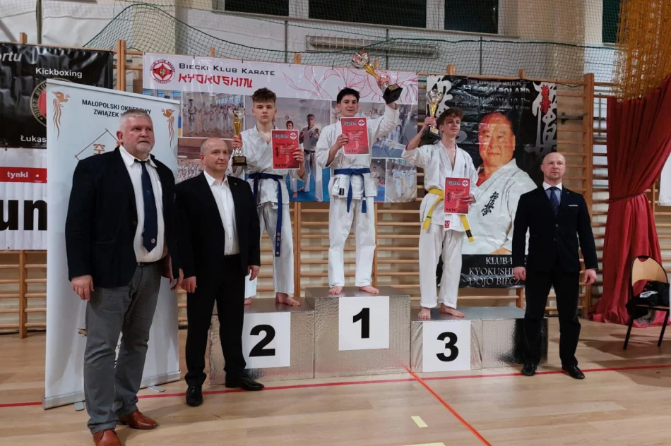 Pierwsze sukcesy karateków ARS Limanowa w 2024 roku - zdjęcie 14