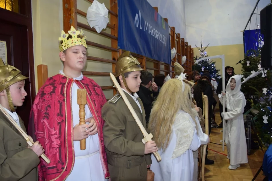 Wystąpiło 31 grup. Uczestnicy zadbali o wysoki poziom artystyczny (ZDJĘCIA) - zdjęcie 3