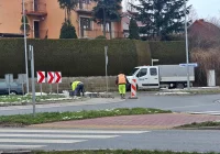 Remont uszkodzeń na rondzie - zdjęcie główne