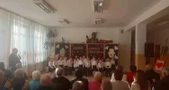 „DROGA BABCIU, DROGI DZIADKU….” Dzień Babci i Dziadka w Szkole Podstawowej w Męcinie - zdjęcie 4