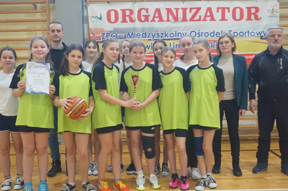 Dziewczęta ze Słopnic dominują w koszykówce - zdjęcie 2