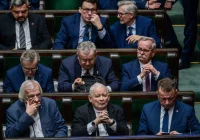 Prezes PiS: sędziowie, którzy wydali wyrok ws. Kamińskiego i Wąsika, sami powinni stanąć przed sądem - zdjęcie główne