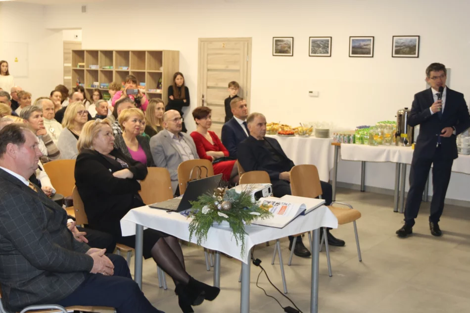 Świetlica otwarta po przebudowie - zdjęcie 16