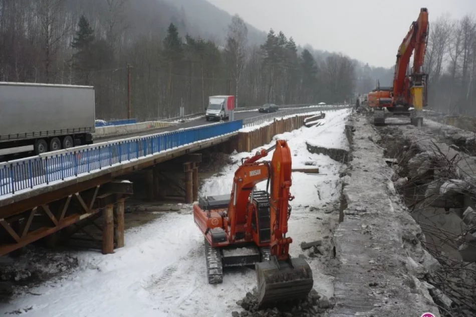 Znika stary most we Frycowej - zdjęcie 2