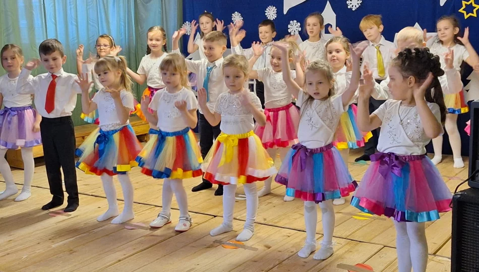 Dzień Babci i Dziadka -Szkole Podstawowej nr 2 w Siekierczynie - zdjęcie 1