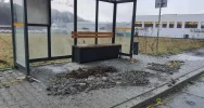 Gruz i obornik. Drugiego takiego przystanku nie ma chyba w Polsce - zdjęcie 3
