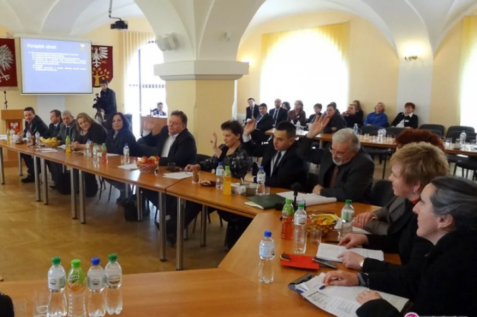 „Szpitalna” sesja w powiecie - Rada oburzona - zdjęcie 2