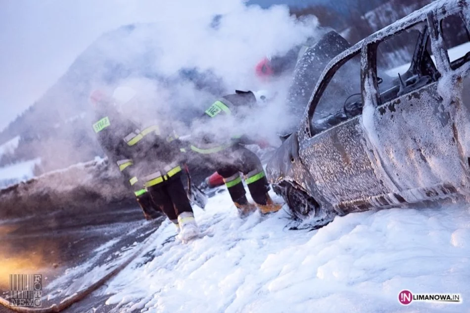 Spłonął samochód osobowy - zdjęcie 2